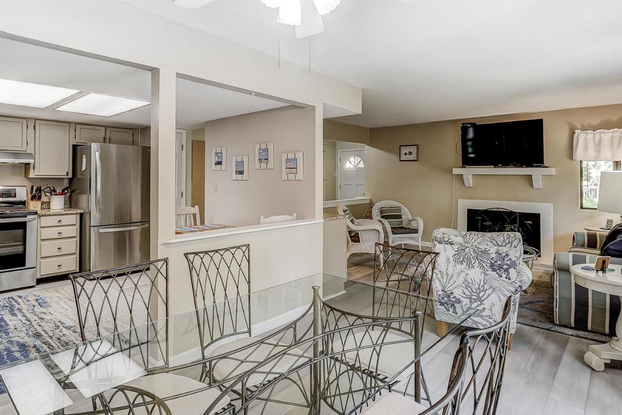 Beachwalk Hilton Head Island Bagian luar foto